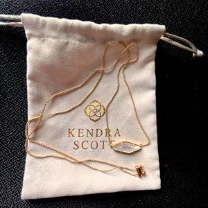 Kendra Scott Beth Pendant Necklace in Ivory Pearl